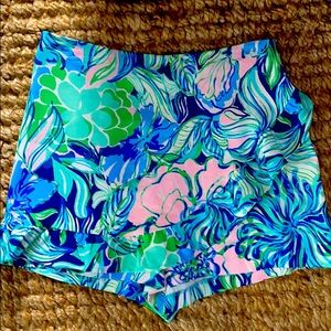 Lilly Pulitzer skort size 10 EUC